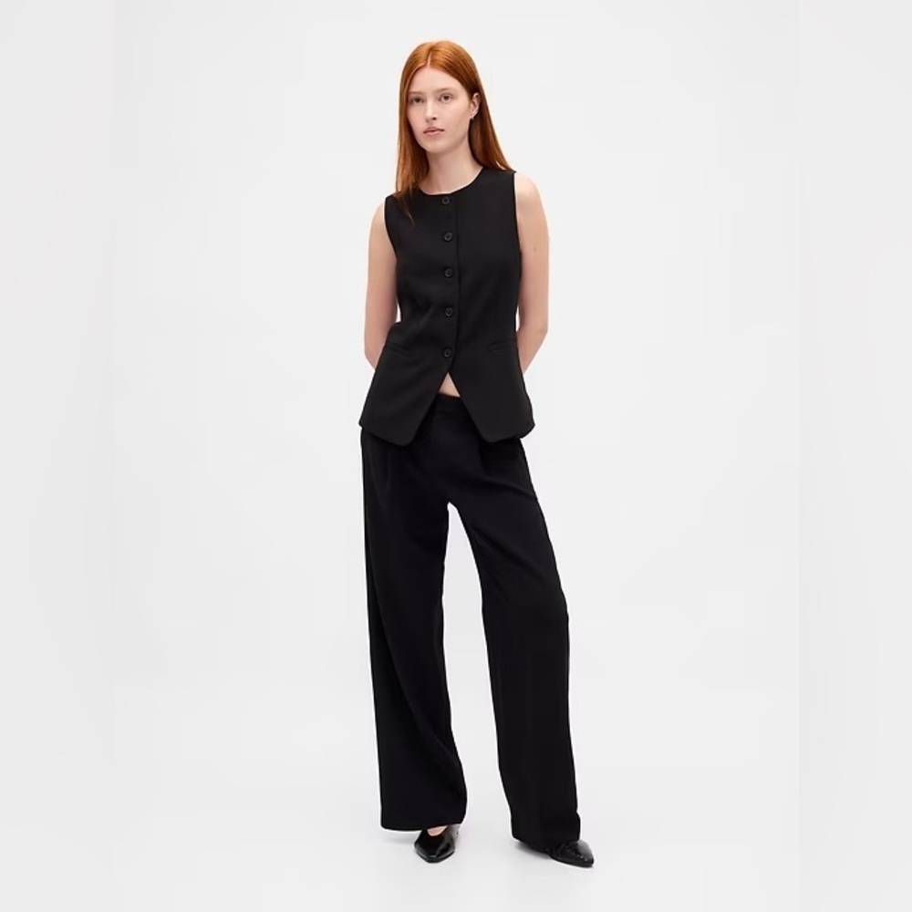 NEW! Gap Black 365 Low Rise Pleated Wide-Leg Trousers - 800531 🩷